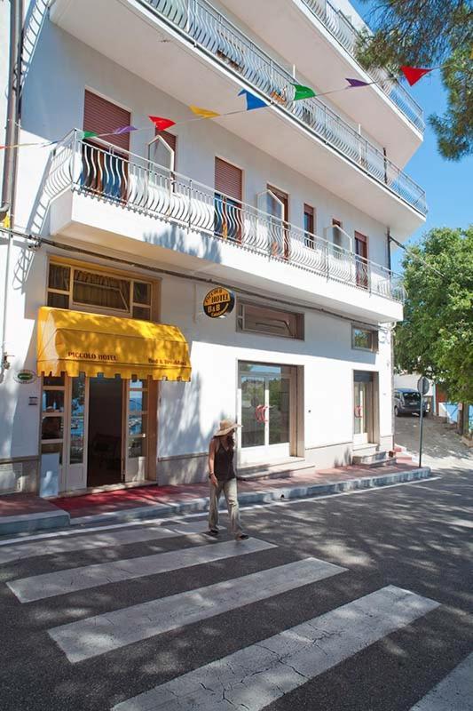 Piccolo Hotel Nuova Gestione Cala Gonone Exterior photo